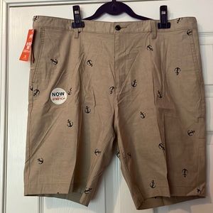 Docker’s Casual Short w/ anchors